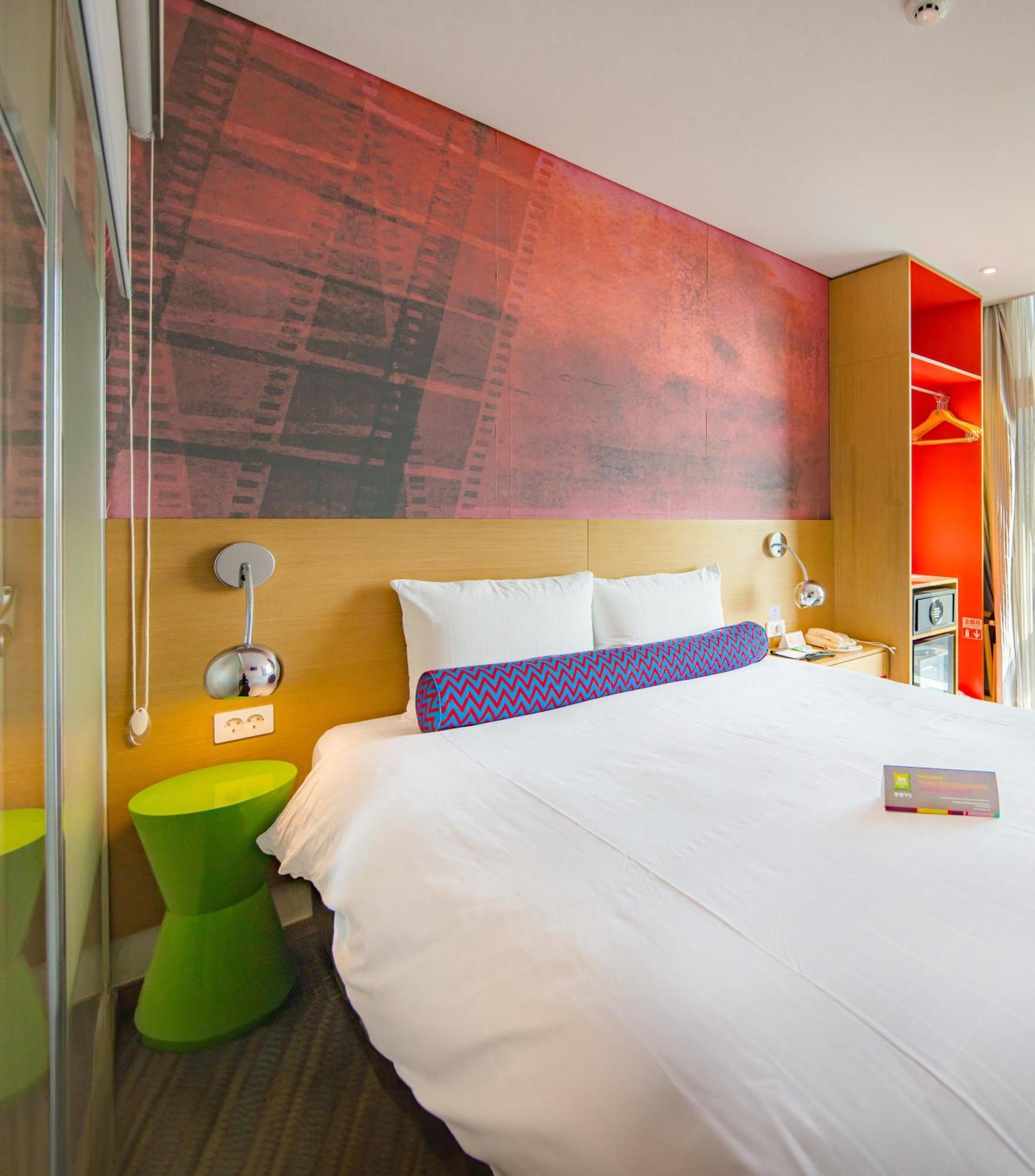 Hotel Ibis Styles Ambassador Seoul Myeong-Dong Exterior foto